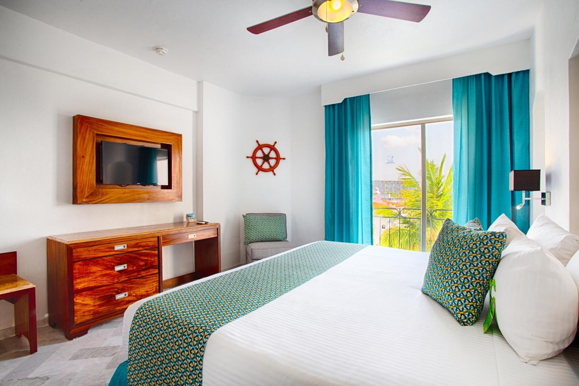 Standard All Inclusive 1 King bed